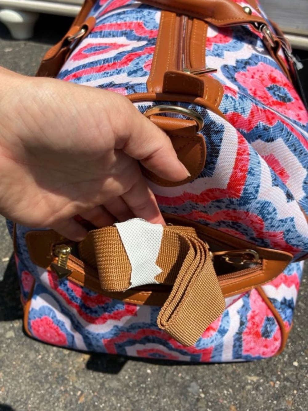 NEW! Patterned Weekender Bag - Picture 3 of 3